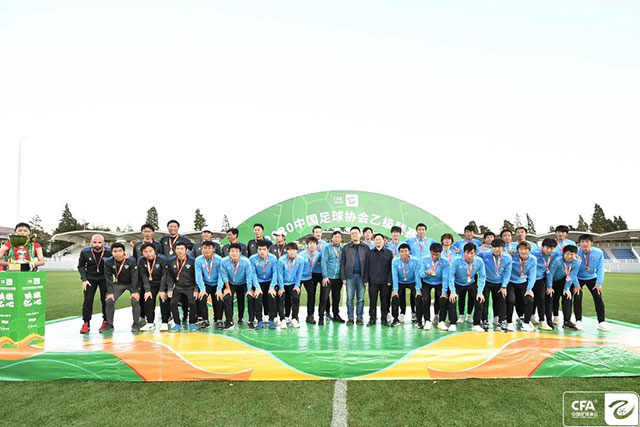 库里降薪2100万却遭冷眼 续约合约背后的争议